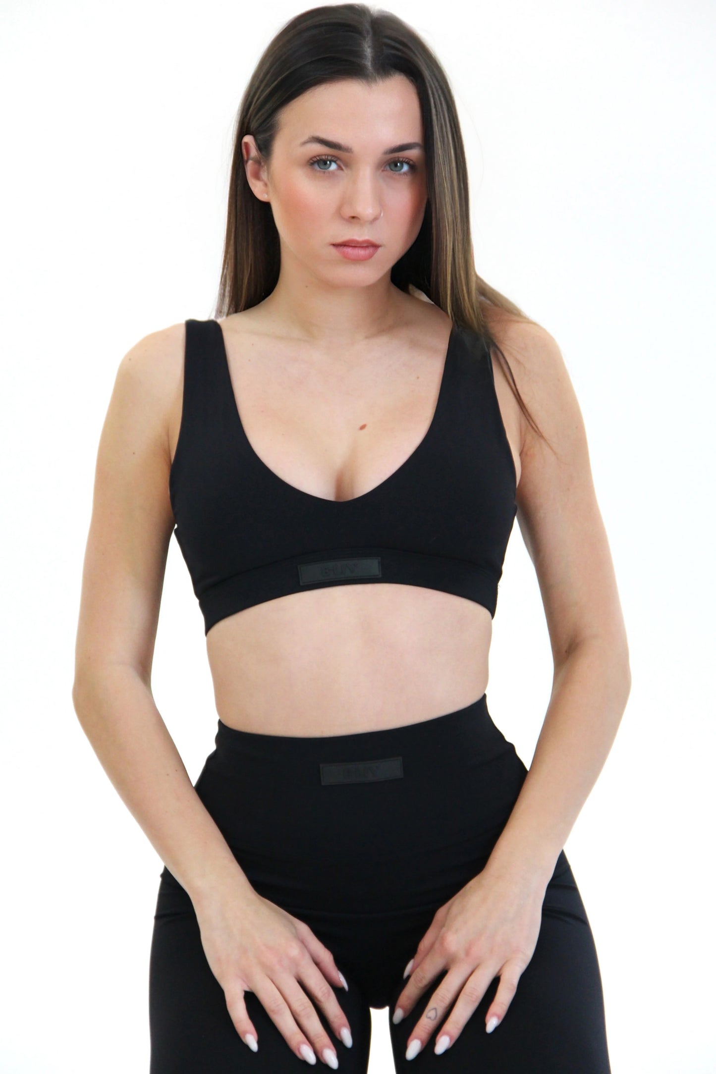 טופ MILA V